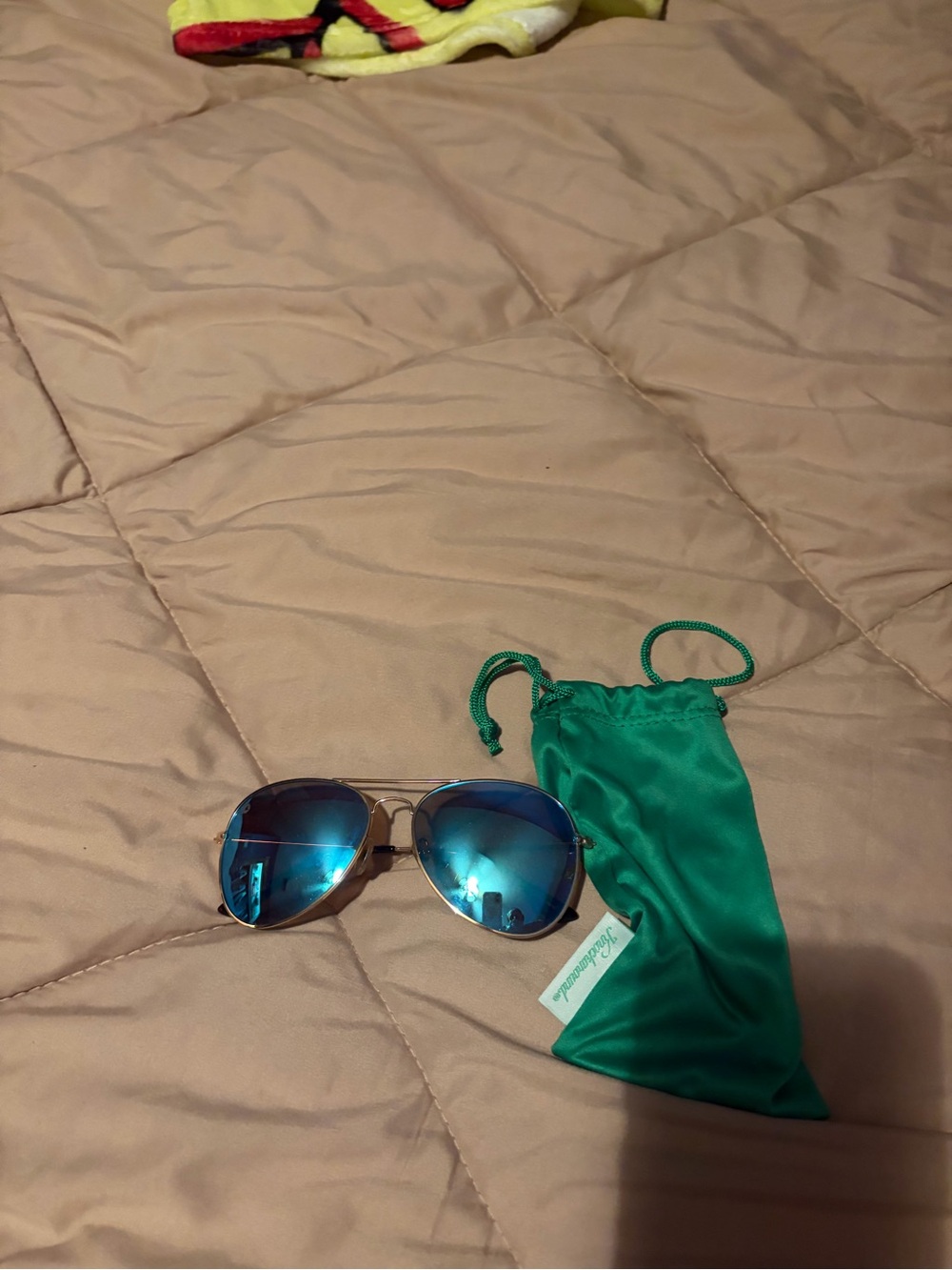 Knockaround Blue Mirrored Aviator Sunglasses with Green Pouch